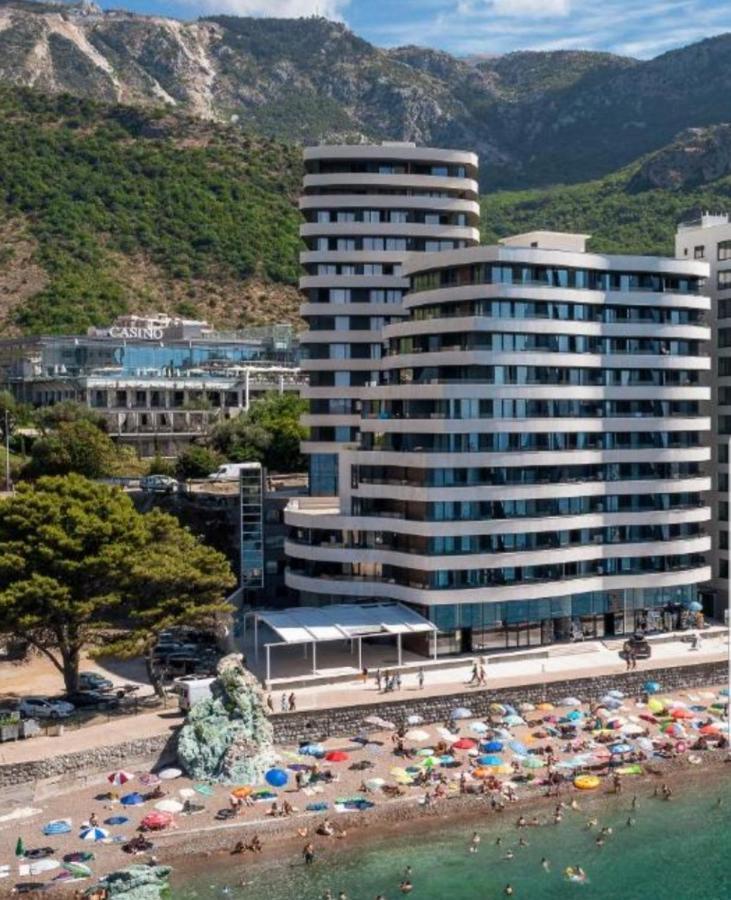 La Fiaba Rafailovici Apartment Exterior foto